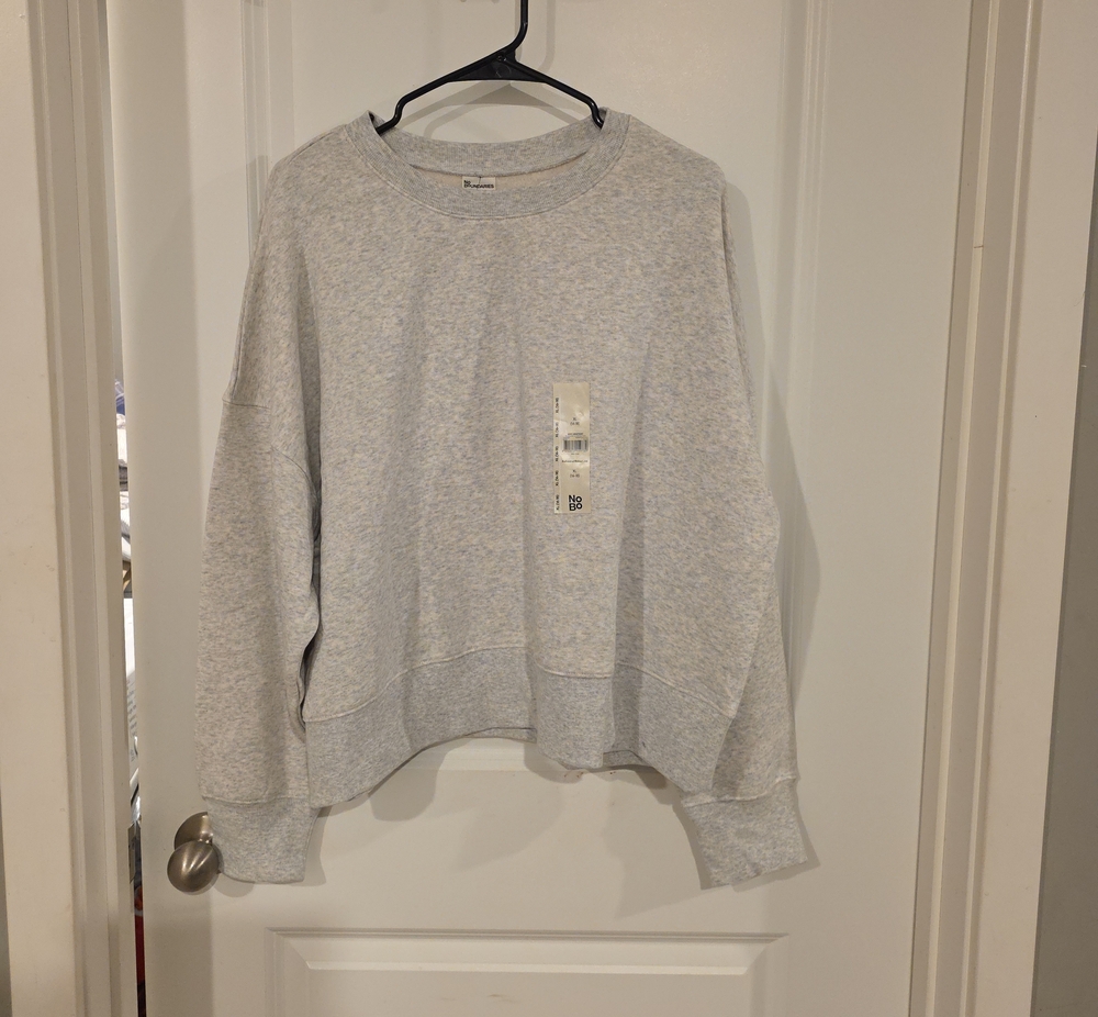 No Boundaries Light Gray Crewneck Sweatshirt